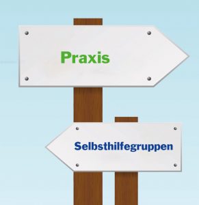 Bild: Zwei Schilder zeigen in entgegengesetzte Richtungen