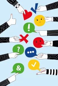 Bild: Hände halten verschiedene Emojis ins BIld